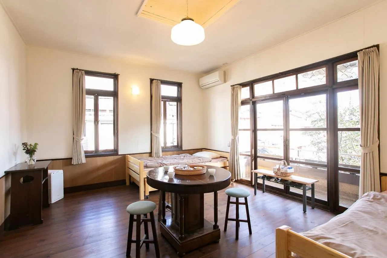 Higurashi-Sou Hotel Kyoto 0*,  Japan
